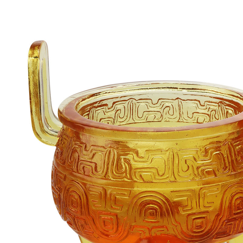 تزیینات سه پایه لعاب طلایی رنگ