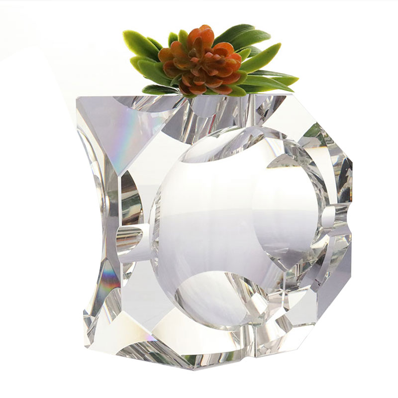 زیرسیگاری کریستالی شیشه ای شفاف طرح هندسی ساده