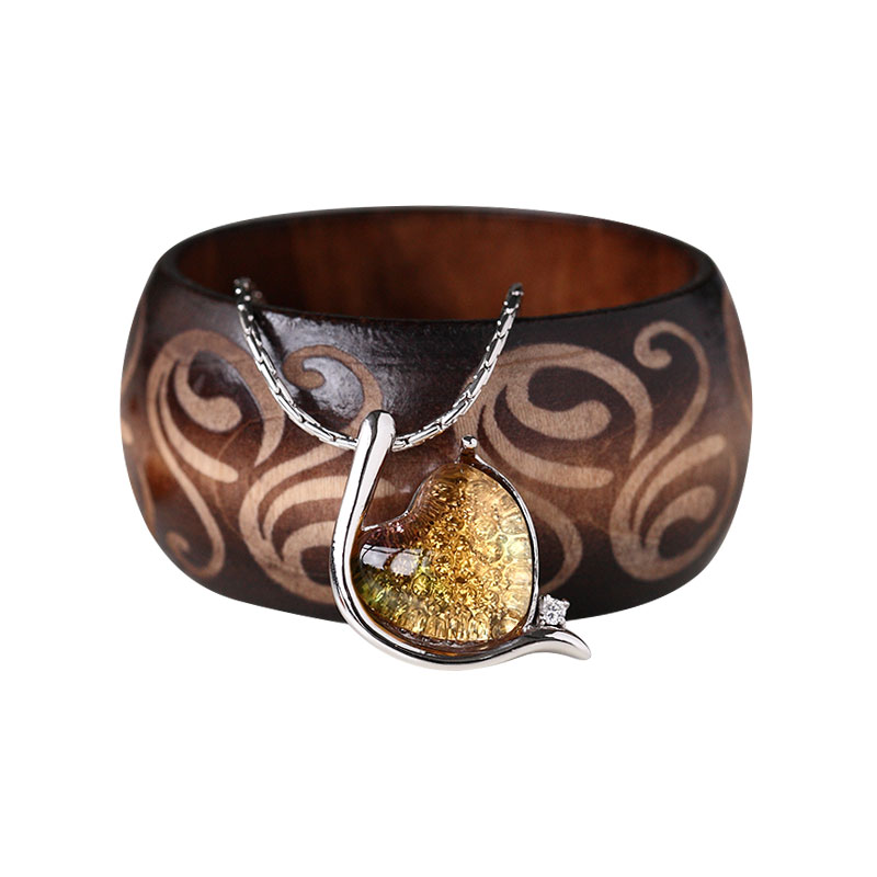 دستبند نقره ای شیک با آویز شیشه ای منبت کاری شده