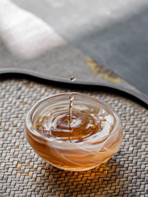 مرور کار می کند