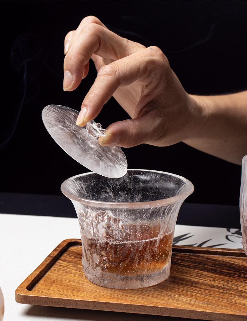 مرور کار می کند