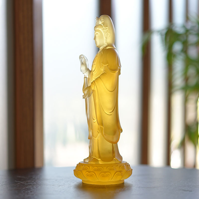 مجسمه شیشه ای Guanyin Bodhisattva